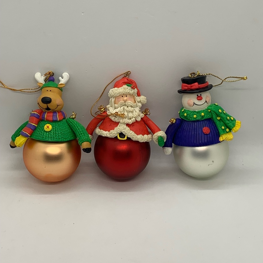 Set of 3 AVON 1997 Santa And Company Snowman Santa & Reindeer Ornaments & Boxes